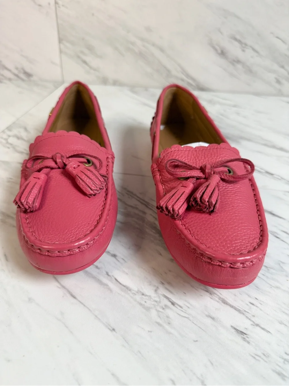2/$100 NEW Coach Pink Pebbled Leather Tassel Moccasin Loafers Driving Flats 9.5M - Picture 2 of 5